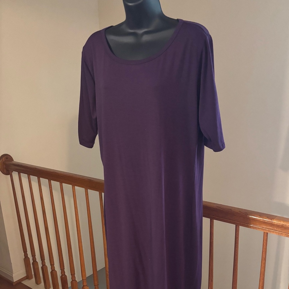 LuLaRoe Dress, very comfortable and simple. Size 2x